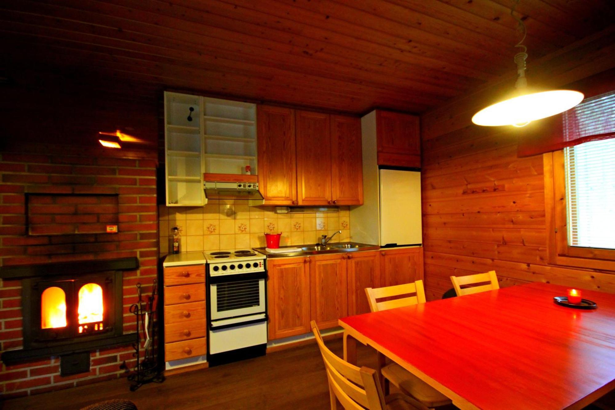 Ukonjaerven Holiday Village Ivalo Værelse billede